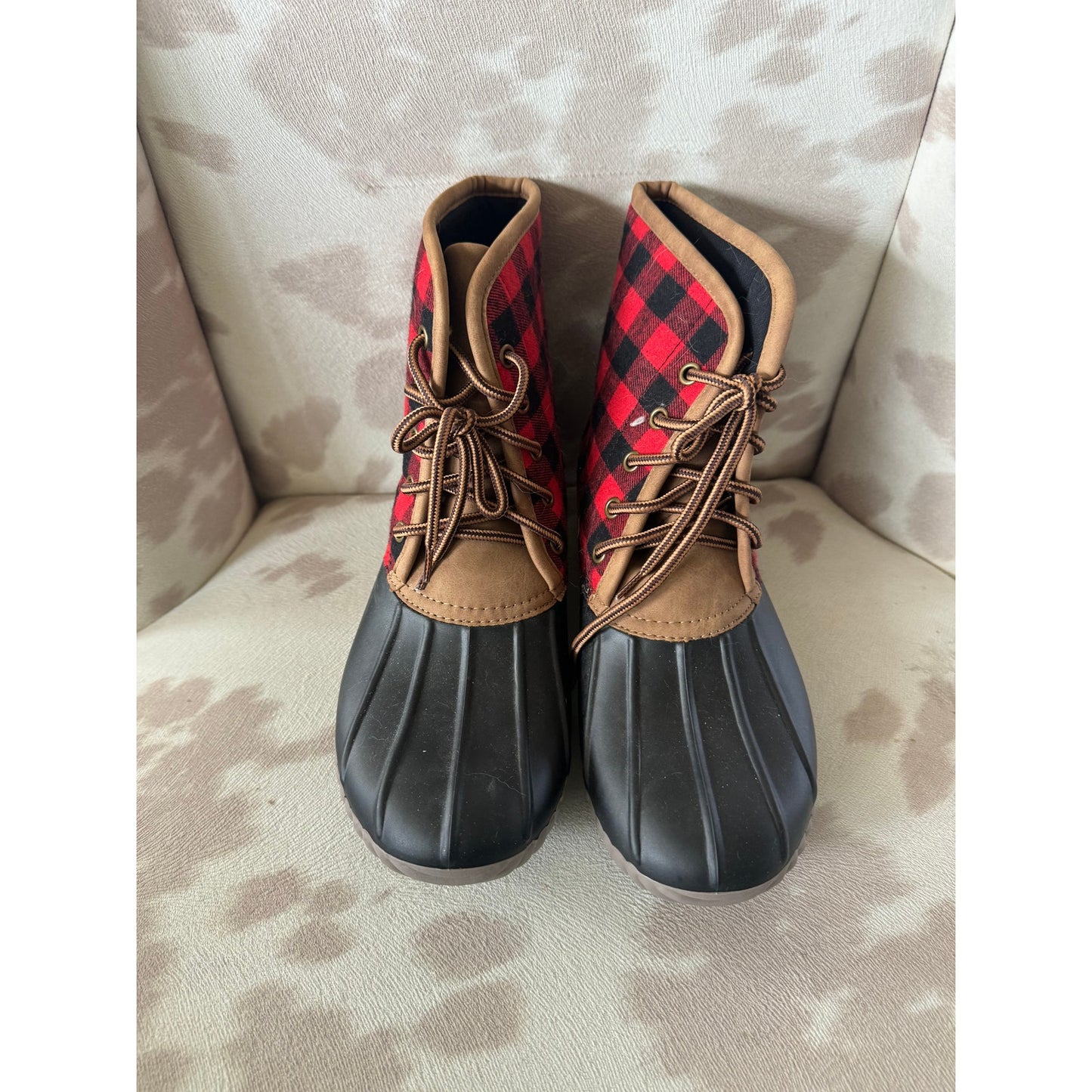 Simply Southern Women's Duck Boots in Buffalo Plaid NWOT Size 9