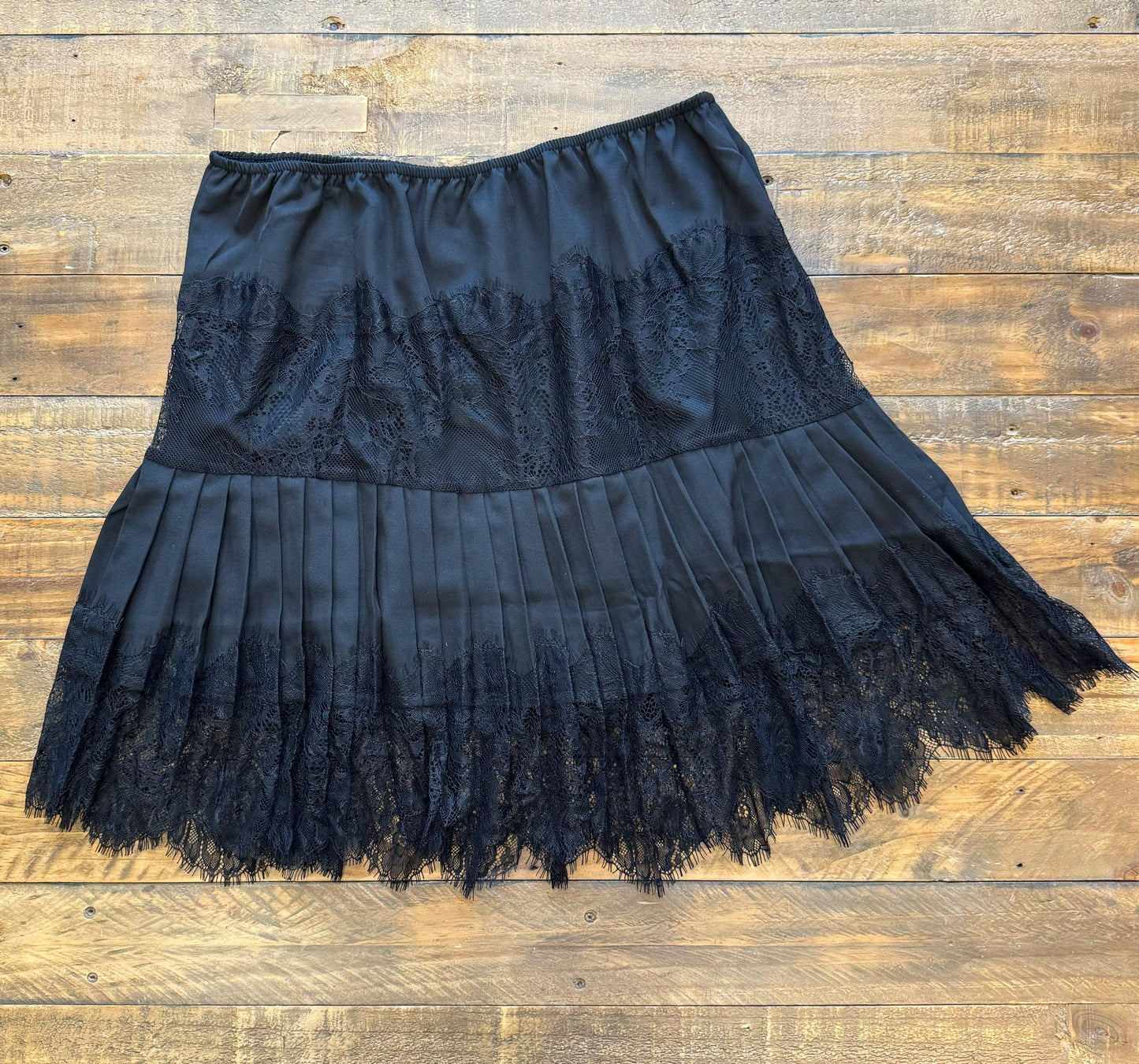 VIVIANE LACE SLIP SKIRT: BLACK / 3X